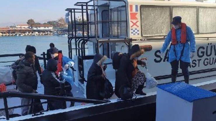İzmir'de 33 kaçak göçmen kurtarıldı