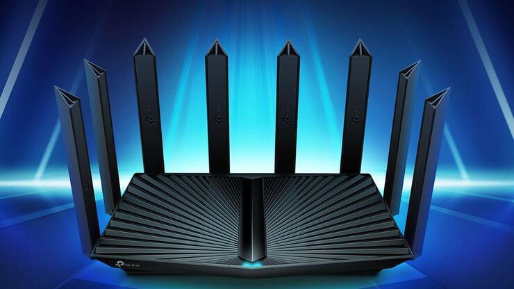 Sekiz antenli WiFi canavarı