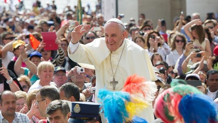 Papa Francis, ülkesi Arjantin'i özlemediğini Roma'da ölmek istediğini söyledi