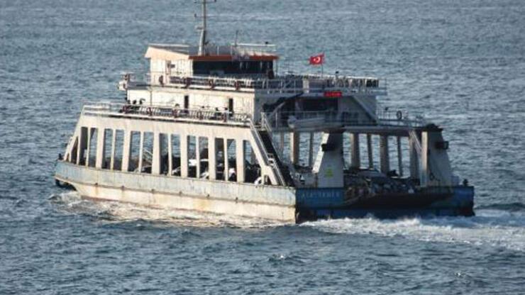 Çanakkale'de yarınki feribot seferleri iptal edildi