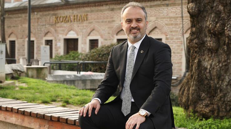 Bursa Büyükşehir Belediye Başkanı Aktaş, koronavirüse yakalandı