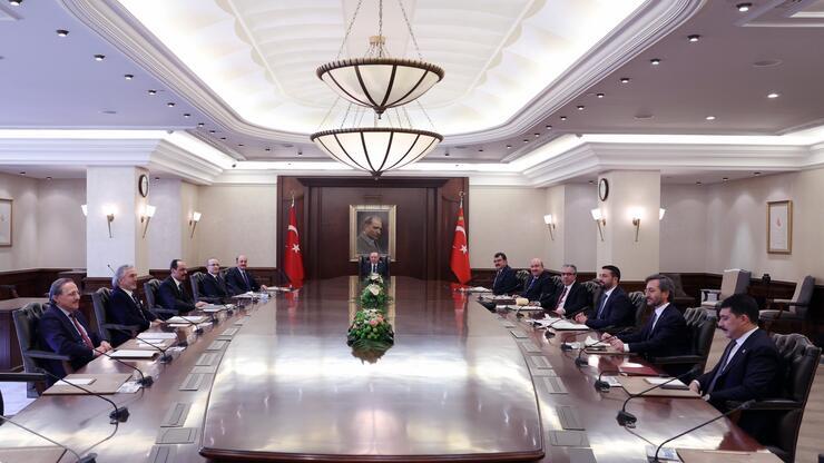 Erdoğan, Cumhurbaşkanlığı Politika Kurulu başkanvekilleriyle görüştü
