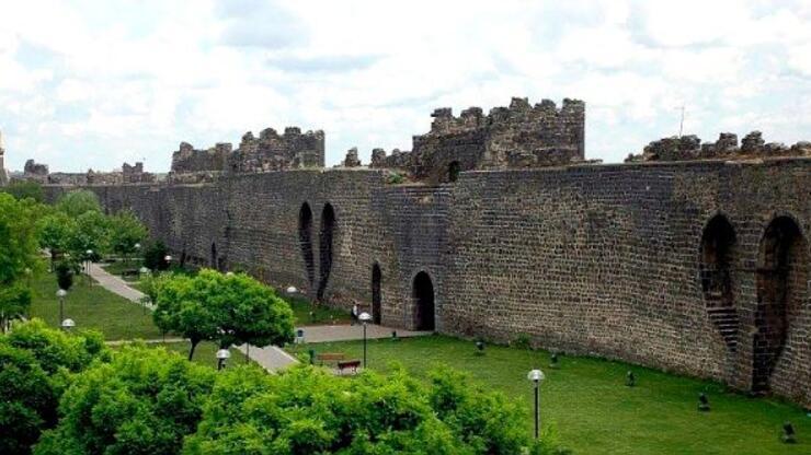 Diyarbakır Gezilecek Yerler Listesi... Diyarbakır'da Görülmesi Gereken Yerler Ve Yapılacaklar Listesi