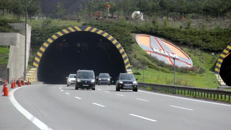 Bolu Dağı Tüneli'nden iki günde 100 bini aşkın araç geçti