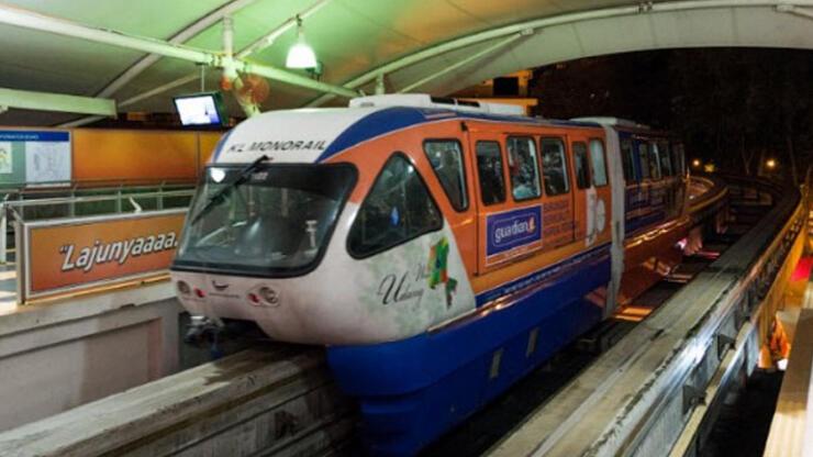 Malezya'da metro trenleri çarpıştı: 213 yaralı