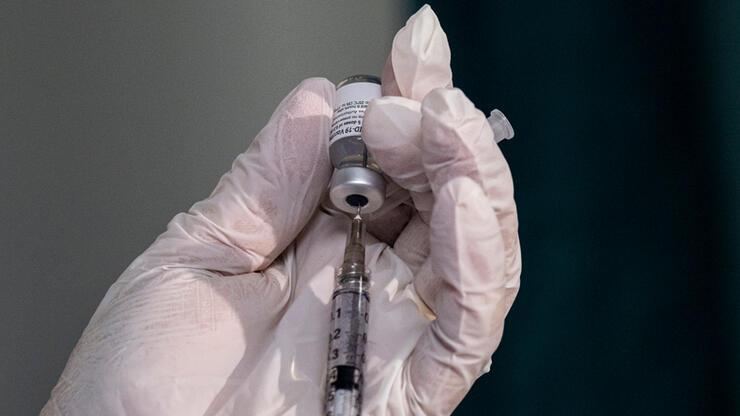 Dünya genelinde 1,7 milyar dozdan fazla COVID-19 aşısı yapıldı