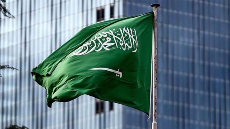 Suudi Arabistan 11 ülke için seyahat yasağı kararını kaldırdı