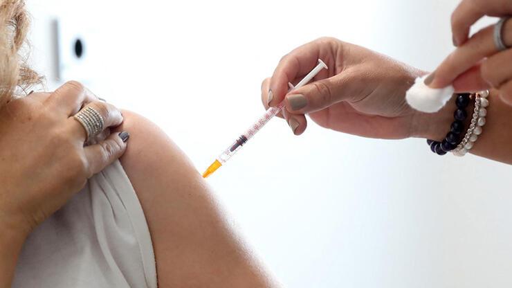 Dünya genelinde 2 milyar 960 milyon dozdan fazla COVID-19 aşısı yapıldı