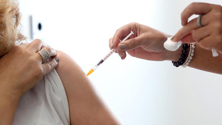 Dünya genelinde 4 milyar 700 milyon dozdan fazla COVID-19 aşısı yapıldı