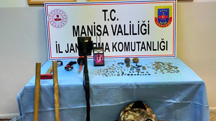 Manisa'da tarihi eser kaçakçılığı operasyonunda 2 kişi yakalandı