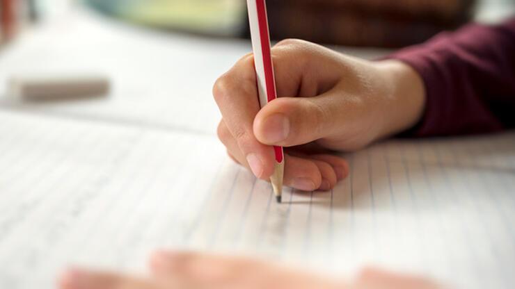 Çin'de 6 ve 7 yaşındaki öğrencilere yazılı sınav yapılması yasaklandı