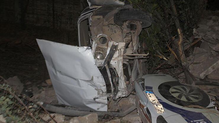 Evin bahçesine uçan otomobilin sürücüsü ağır yaralandı