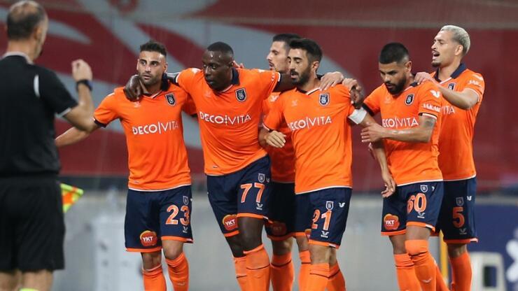 Fenerbahçe Başakşehir'e 2 golle yenildi