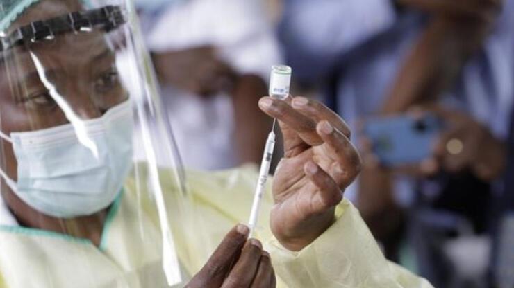 Afrika Birliği: İngiltere, Afrika'ya gönderdiği aşıları olanları aşılı saymıyor