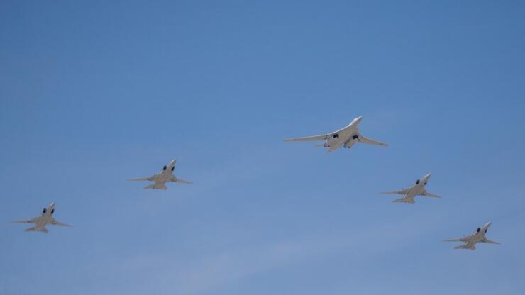 Rus savaş uçakları Belarus hava sahasında devriye uçuşu gerçekleştirdi