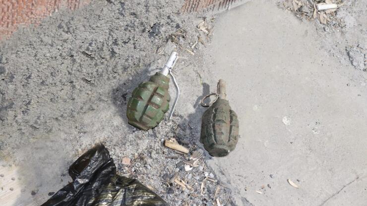Diyarbakır’da el bombalarıyla saldırı hazırlığındaki 2 terörist tutuklandı