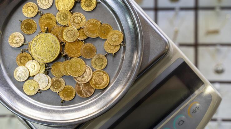 30 Kasım 2021 altın fiyatları! Çeyrek altın ne kadar, bugün gram altın kaç TL? Anlık Cumhuriyet altını fiyatı!