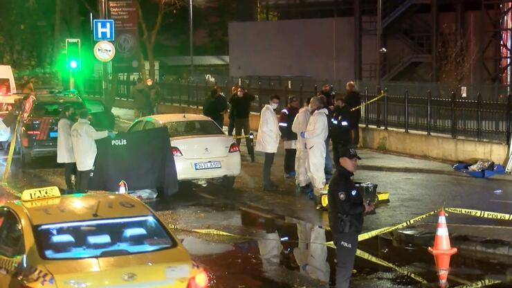 Kadıköy'de şüpheli kişi öldü, polis görevden uzaklaştırıldı