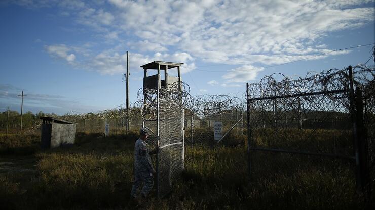 Uluslararası Af Örgütü “tehlikeli bir emsal” diyerek Guantanamo’nun kapatılmasını istedi