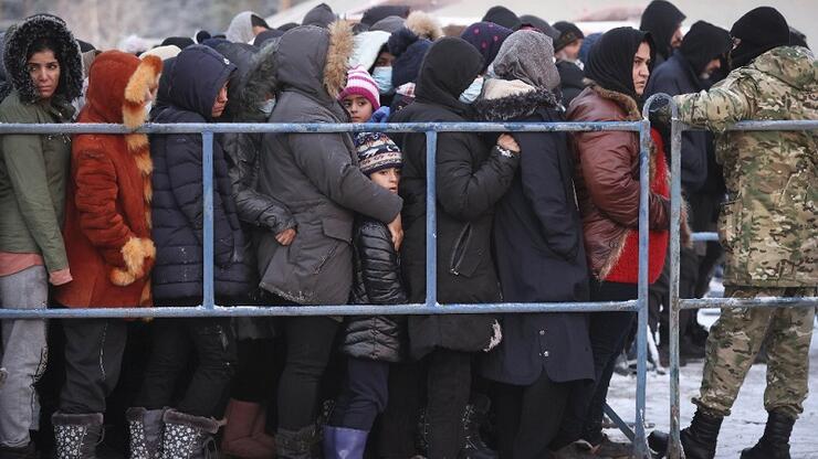 Polonya-Belarus sınırında katliam iddiası: 240 göçmen öldürüldü