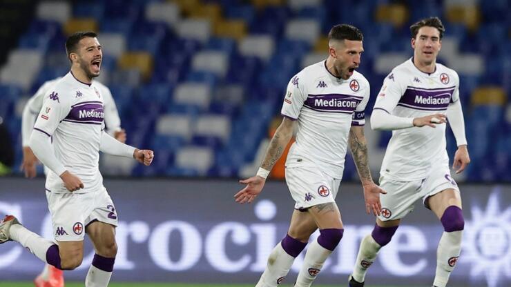 Fiorentina 5 golle tur atladı