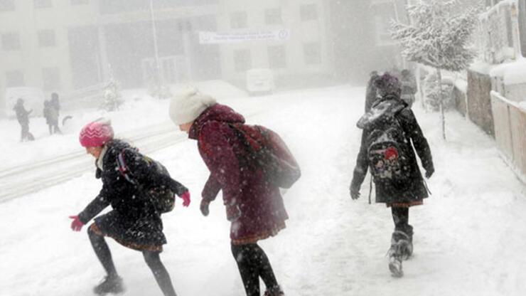 Son dakika haberi: Haberler peş peşe geldi! 11 ilde eğitime kar engeli