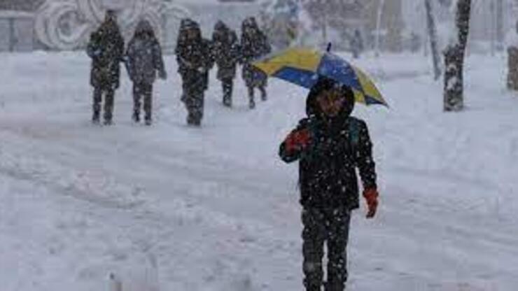 Son dakika: Kastamonu’da okullar tatil mi? 17 Ocak 2022 Kastamonu’da yarın okul var mı yok mu? Kastamonu Valiliği kar tatili açıklaması yaptı mı?