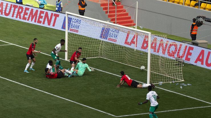 Senegal Mısır'ı yendi, Mohamed ve Salah penaltı kaçırdı