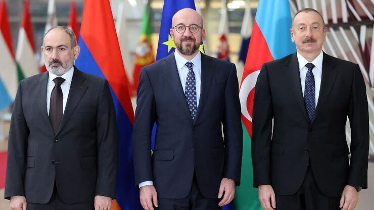 Azerbaycan'dan Brüksel açıklaması: "Bölgede gelecekteki barış ve istikrar için önemli bir adım"