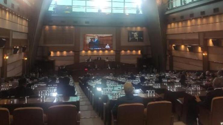 İBB meclisinde Karadeniz gezisi tartışması