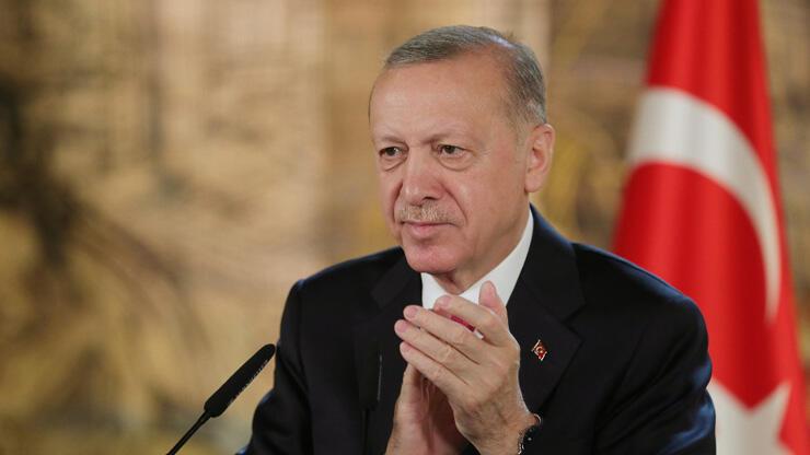 Cumhurbaşkanı Erdoğan'dan Avrupa Şampiyonu Anadolu Efes'e tebrik