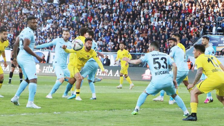İstanbulspor 4 golle avantajı aldı