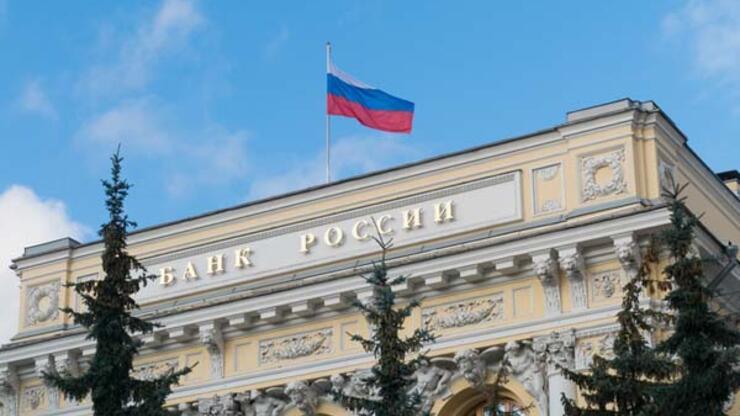 SON DAKİKA: Rusya Merkez Bankası yeniden faiz indirdi