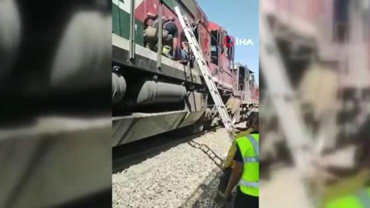 Meksika'da iki tren kafa kafaya çarpıştı: 6 yaralı