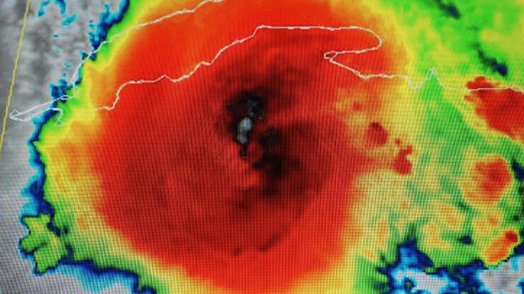 Meksika’da Howard Kasırgası alarmı