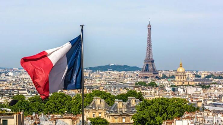 Fransa'da enflasyon 1 yıl sonra ilk kez geriledi