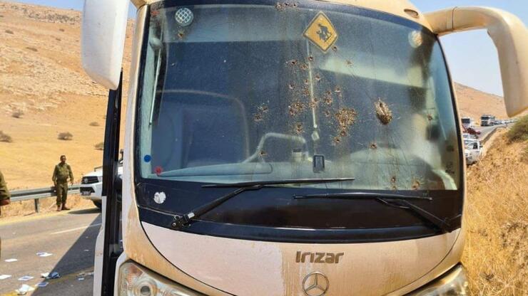 Filistin'de otobüse ateş açıldı: 4 İsrailli yaralandı