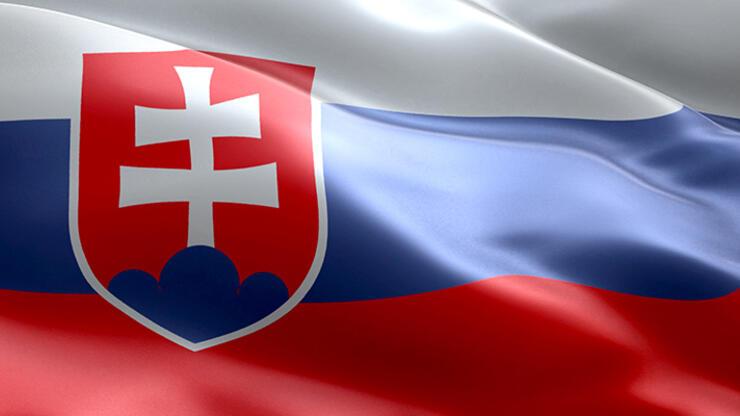 Slovakya’da 3 bakan istifa etti