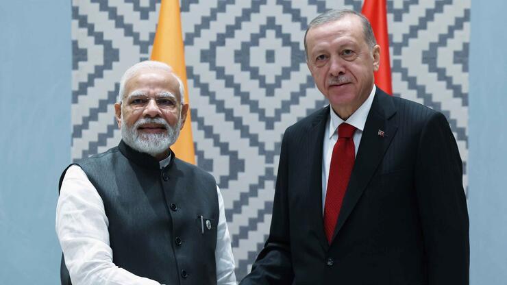 Cumhurbaşkanı Erdoğan, Hindistan Başbakanı Modi ile görüştü