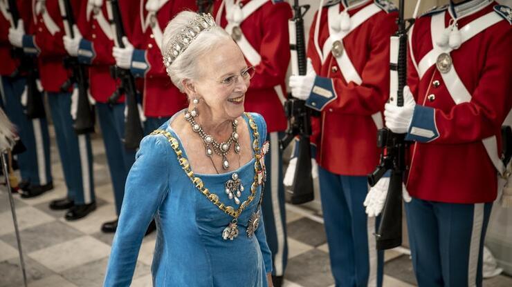 Kraliçe 2. Elizabeth’in cenazesine katılmıştı: Danimarka Kraliçesi koronavirüse yakalandı