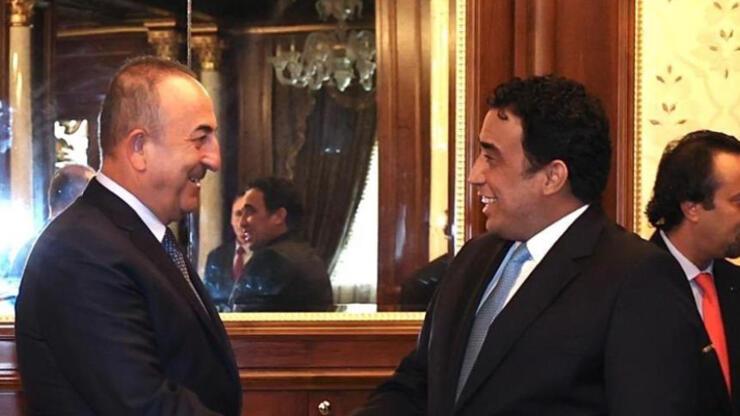 Dışişleri Bakanı Çavuşoğlu, Libya Başkanlık Konseyi Başkanı El-Menfi‘yle bir araya geldi