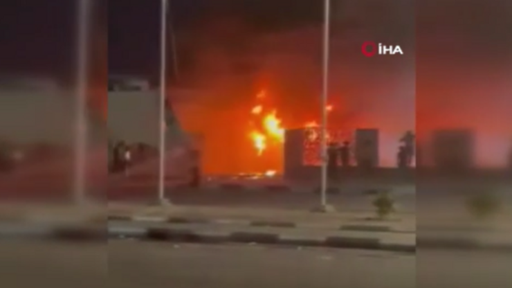 Irak'ta valilik binası ateşe verildi