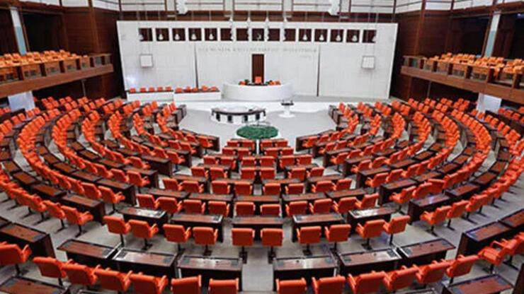 Son dakika haberi: Dezenformasyon yasası Meclis'ten geçti
