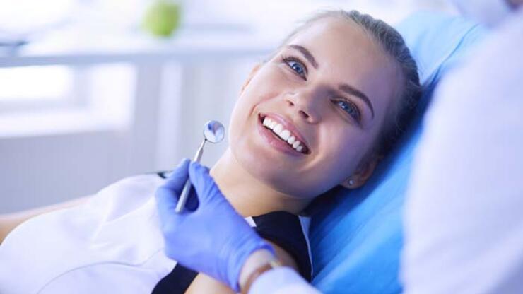 Diş çekimi sonrası ne zaman implant yaptırılmalıdır?