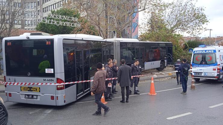 SON DAKİKA: Kadıköy'de metrobüs kontrolden çıktı