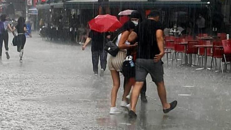 İzmir için kuvvetli sağanak yağmur uyarısı