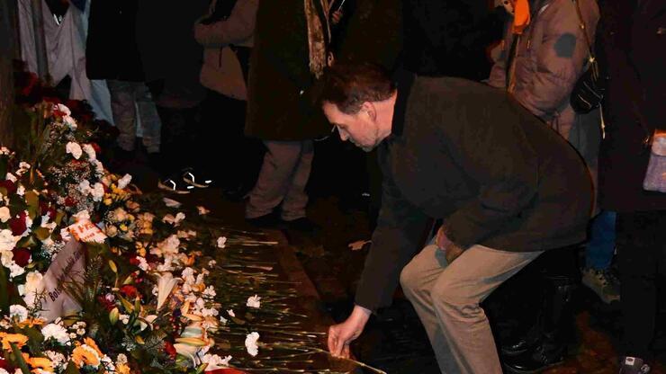 Almanya'da Mölln katliamının 30. yıl dönümünde anma töreni