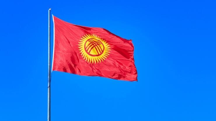 Kırgızistan'da parlamento binasında çıkan yangın söndürüldü