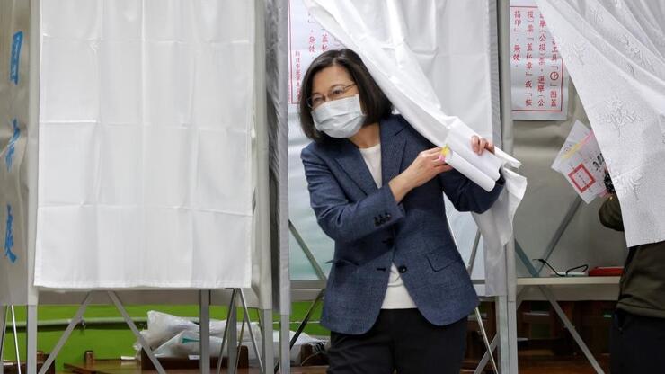 Tayvan halkı yerel seçimler için sandık başında