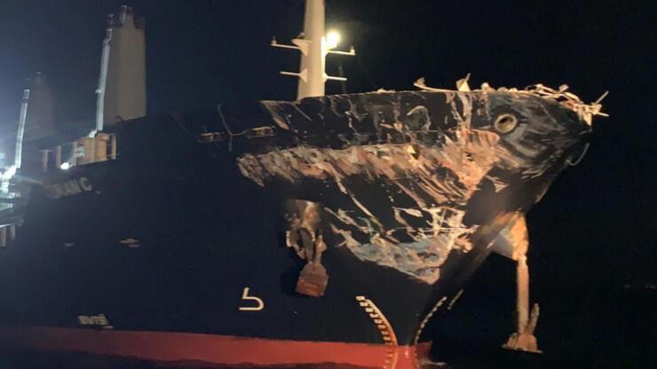 SON DAKİKA: İstanbul Boğazı'nda iki gemi çarpıştı